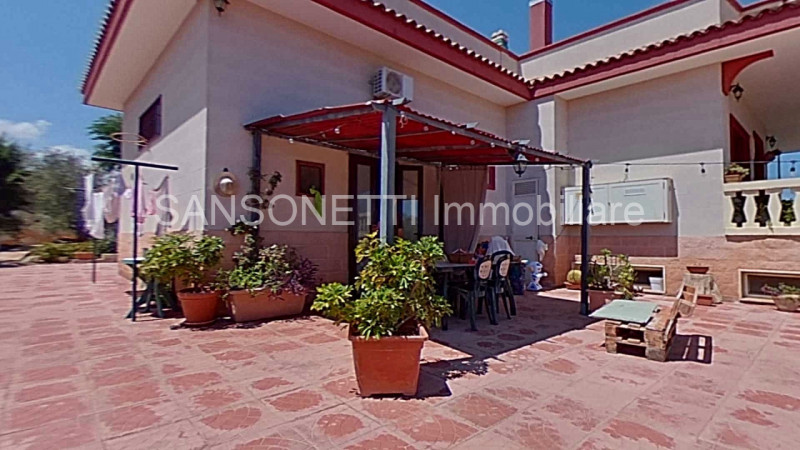 Immagine 39 di Villa in vendita  in Fascianello a Fasano