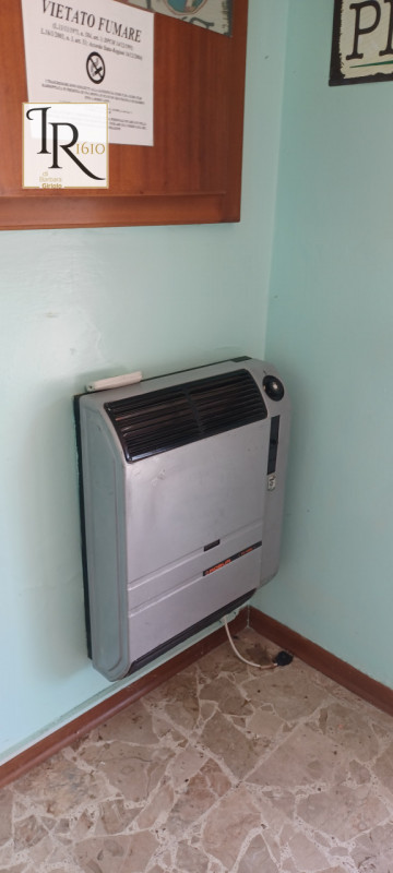 Immagine 11 di Palazzo in vendita  a Trecenta