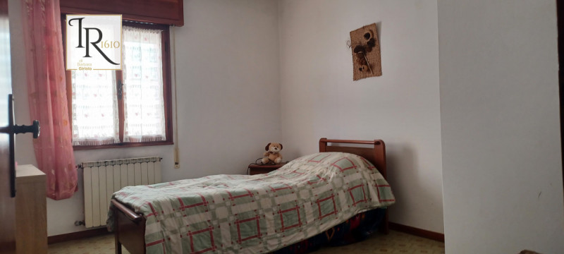 Immagine 19 di Palazzo in vendita  a Trecenta