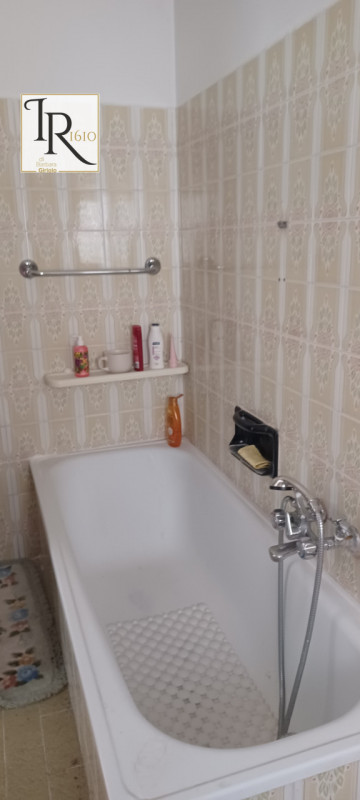 Immagine 23 di Palazzo in vendita  a Trecenta