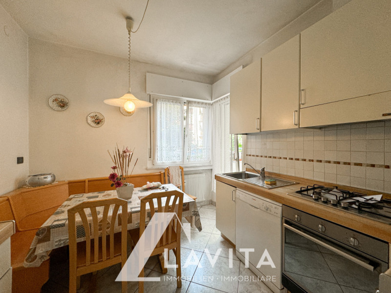 Immagine 9 di Appartamento in vendita  in via Resia a Bolzano