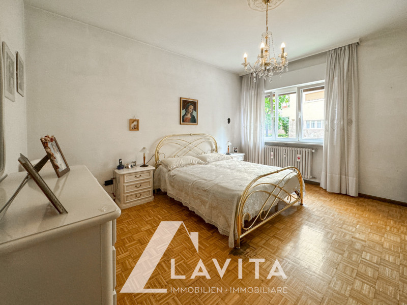 Immagine 15 di Appartamento in vendita  in via Resia a Bolzano