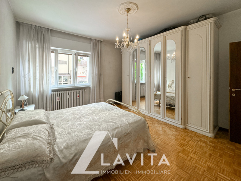 Immagine 17 di Appartamento in vendita  in via Resia a Bolzano