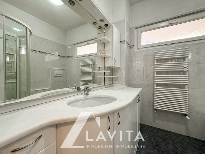 Immagine 19 di Appartamento in vendita  in via Resia a Bolzano