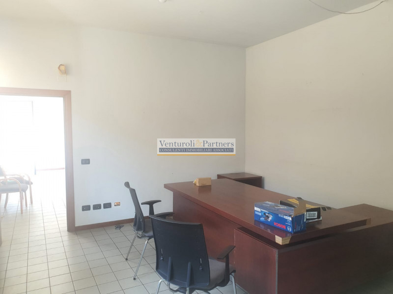 Immagine 5 di Capannone industriale in affitto  in Via industriale a Prevalle