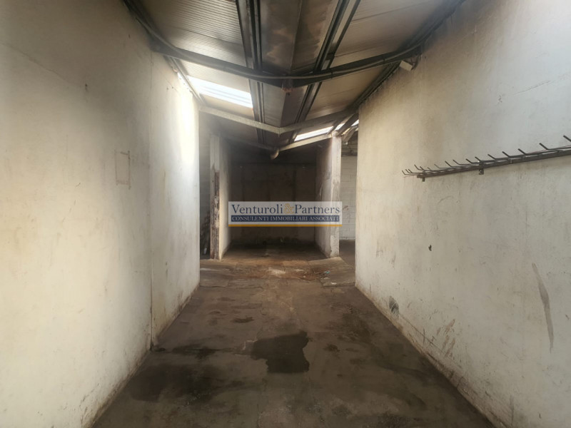 Immagine 18 di Capannone industriale in affitto  in Via industriale a Prevalle