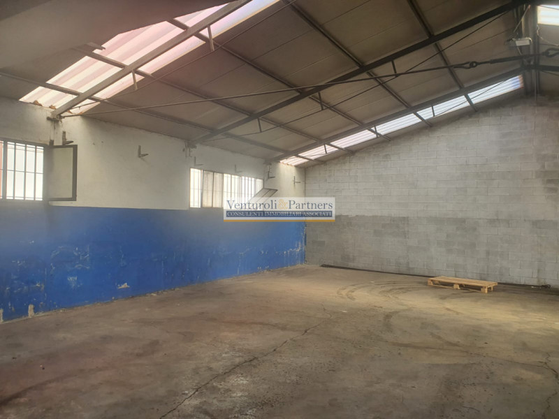 Immagine 24 di Capannone industriale in affitto  in Via industriale a Prevalle