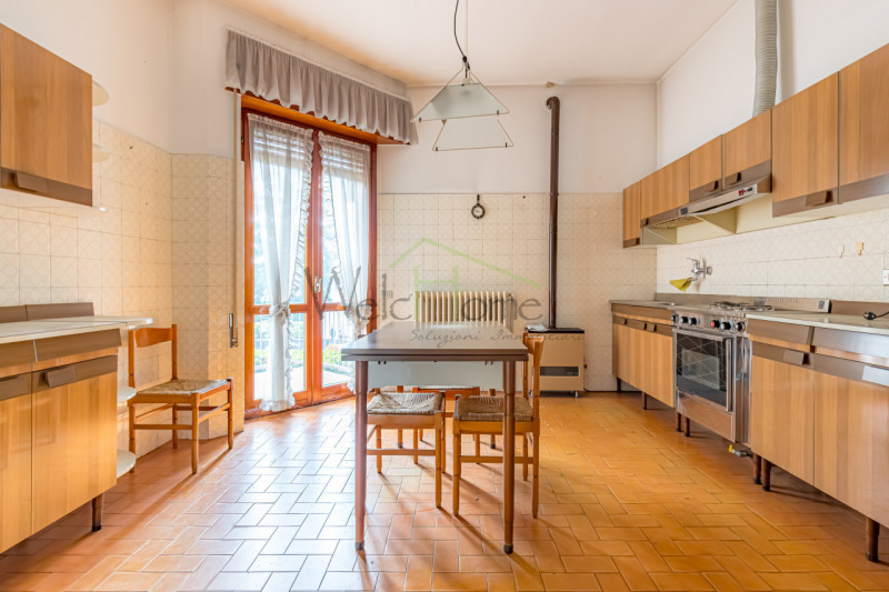 Immagine 16 di Casa bifamiliare in vendita  in Via appiani 1 a Merone