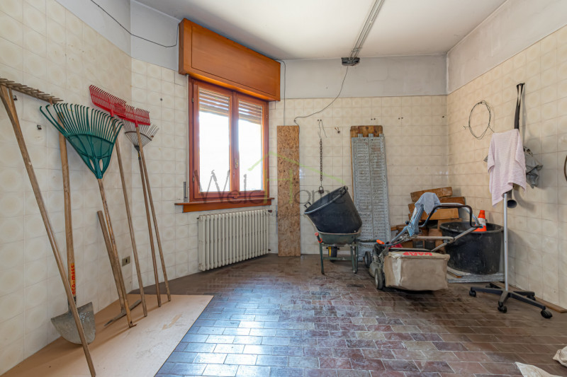 Immagine 20 di Casa bifamiliare in vendita  in Via appiani 1 a Merone