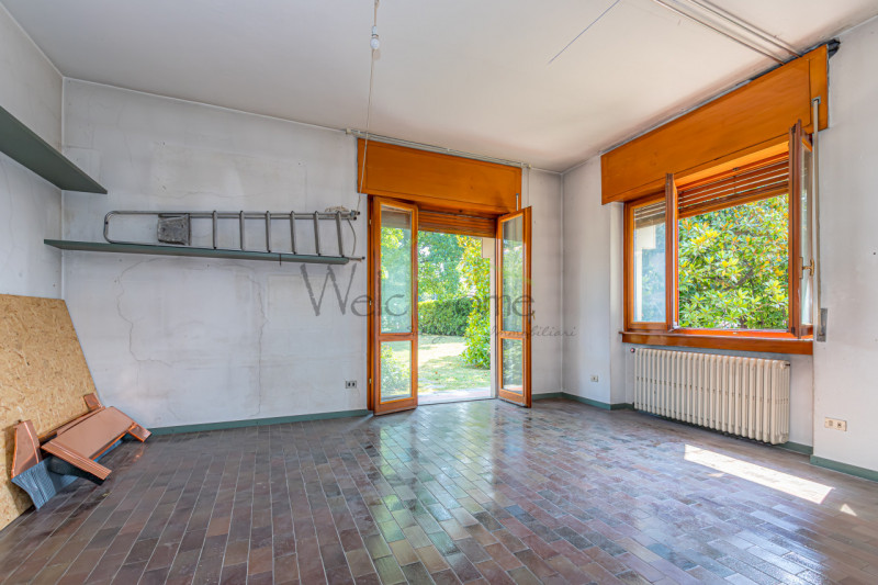 Immagine 21 di Casa bifamiliare in vendita  in Via appiani 1 a Merone