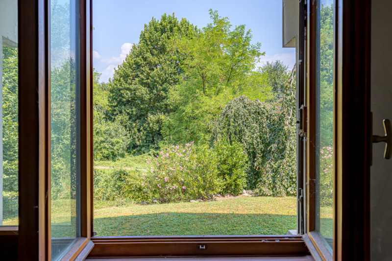 Immagine 24 di Casa bifamiliare in vendita  in Via appiani 1 a Merone