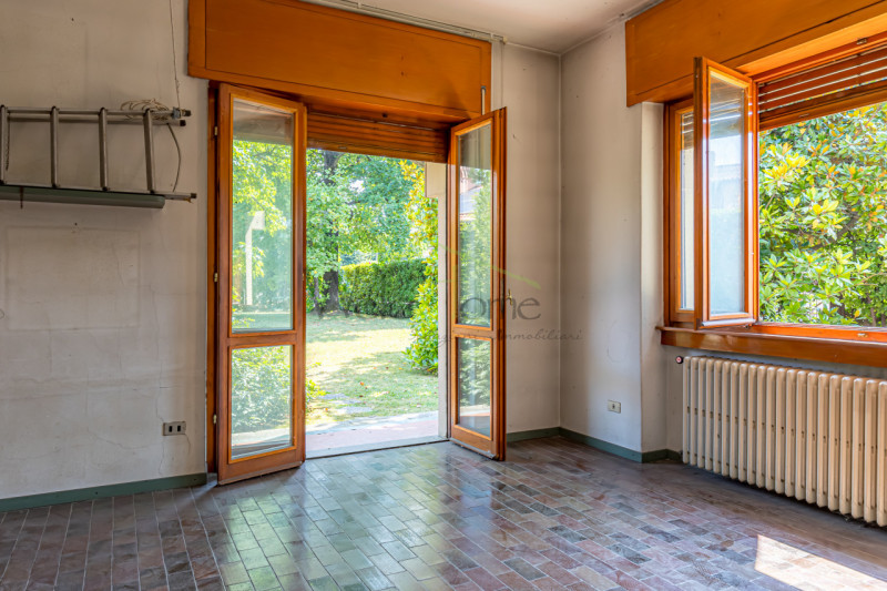 Immagine 25 di Casa bifamiliare in vendita  in Via appiani 1 a Merone