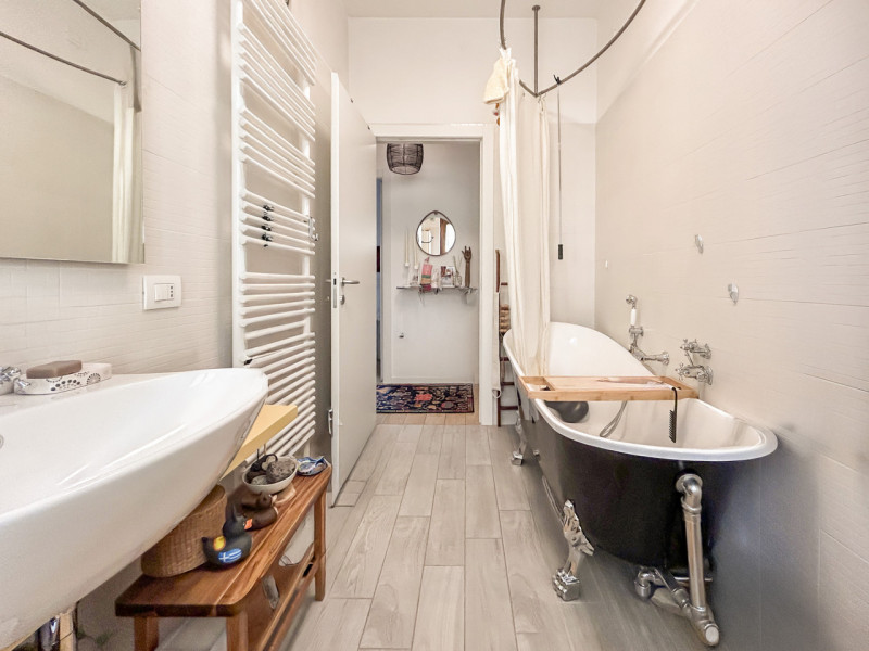 Immagine 9 di Appartamento in vendita  in Via Galileo Galilei a Sant'ambrogio Di Valpolicella