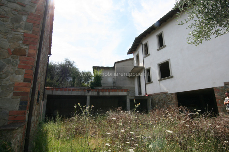 Immagine 3 di Casa indipendente in vendita  a Sinalunga