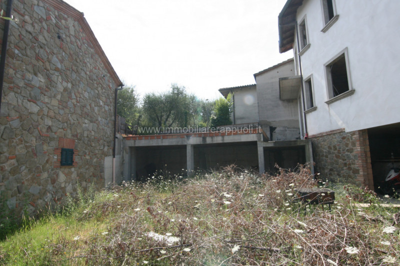 Immagine 4 di Casa indipendente in vendita  a Sinalunga