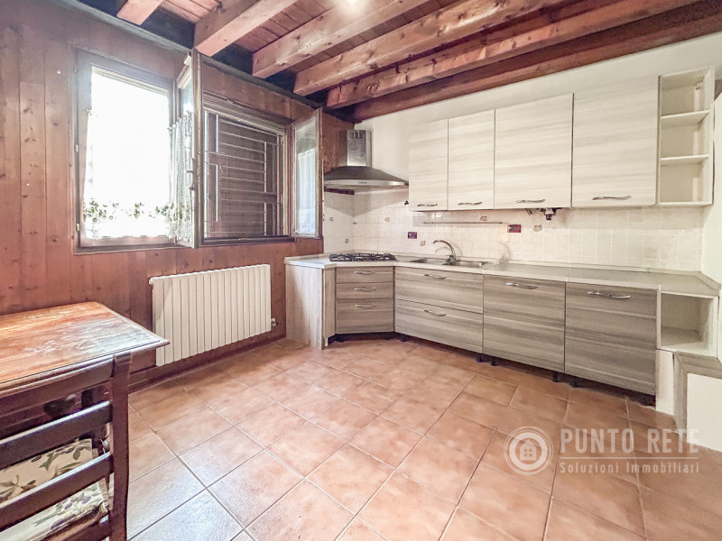 Immagine 7 di Casa indipendente in vendita  in Via Catene a Palu'