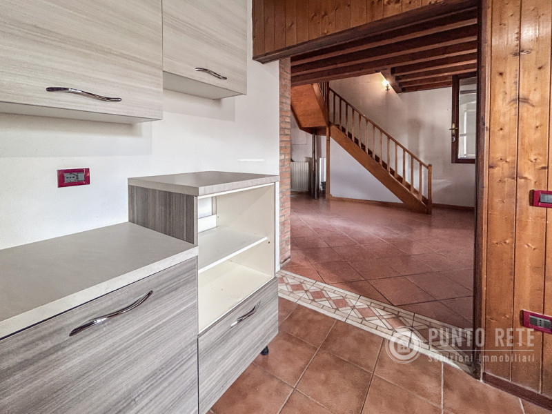 Immagine 11 di Casa indipendente in vendita  in Via Catene a Palu'