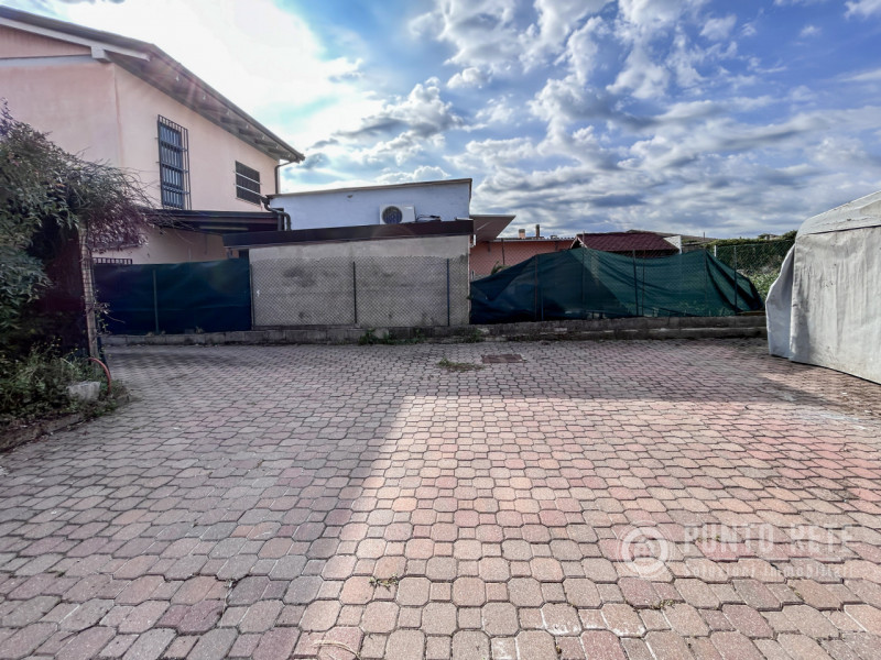 Immagine 20 di Casa indipendente in vendita  in Via Catene a Palu'