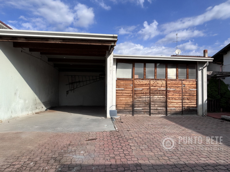 Immagine 22 di Casa indipendente in vendita  in Via Catene a Palu'