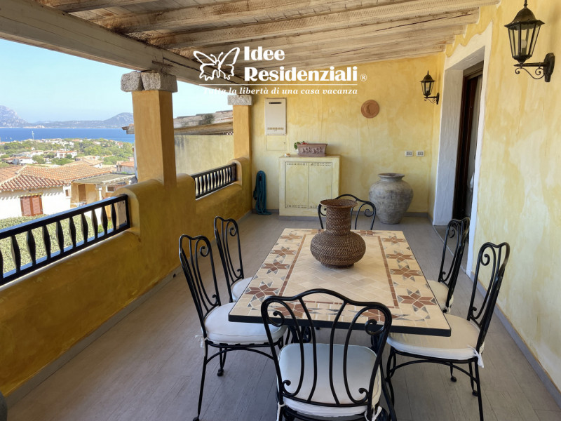 Immagine 4 di Attico in vendita  in Via Giuanne Secche a Olbia