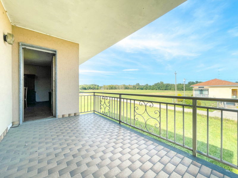 Immagine 4 di Casa indipendente in vendita  in località croce n 20 a Fontaneto D'agogna