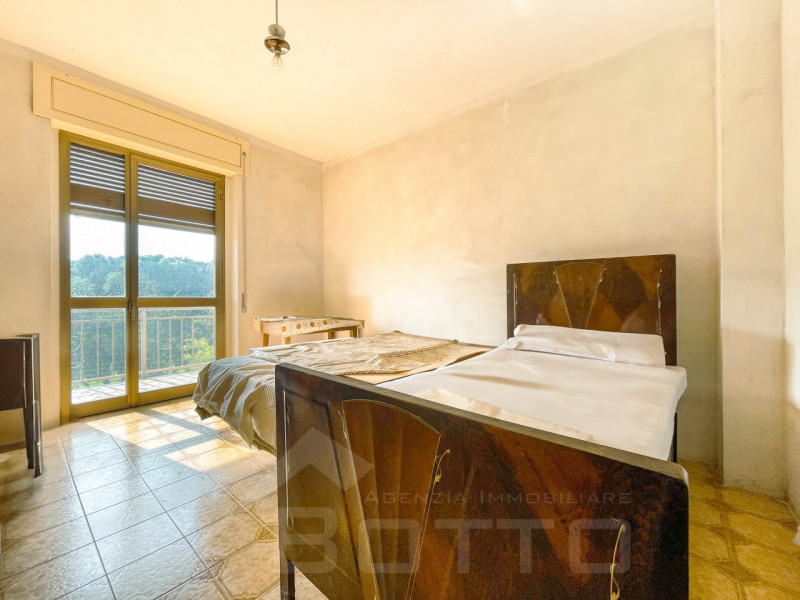 Immagine 11 di Casa indipendente in vendita  in località croce n 20 a Fontaneto D'agogna