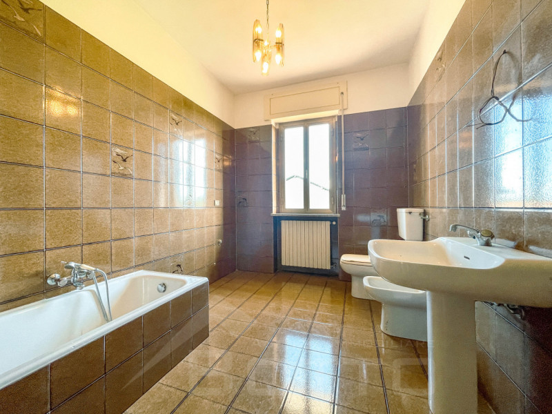 Immagine 14 di Casa indipendente in vendita  in località croce n 20 a Fontaneto D'agogna