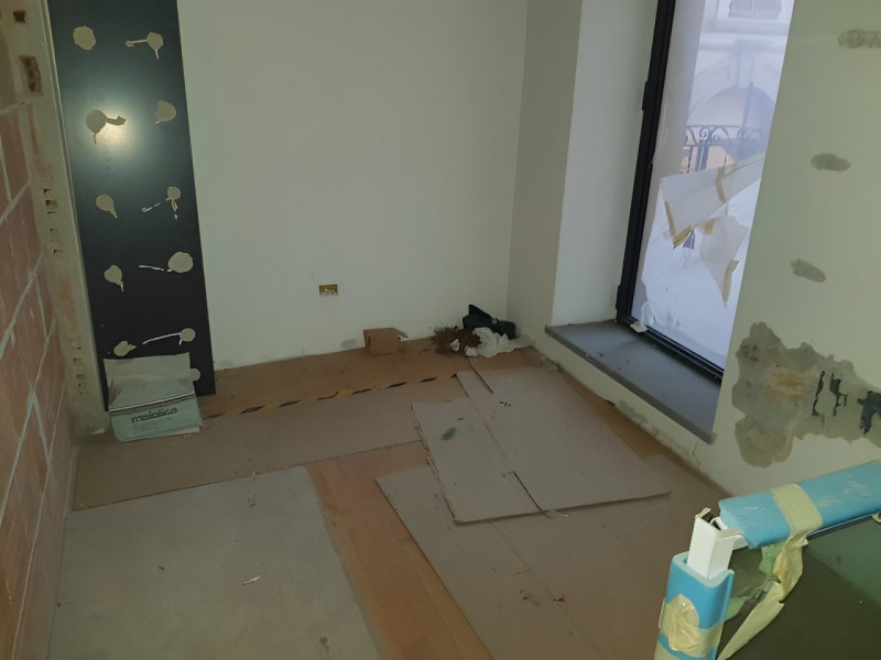 Immagine 5 di Magazzino in vendita  in via patrono d'Italia snc a Assisi