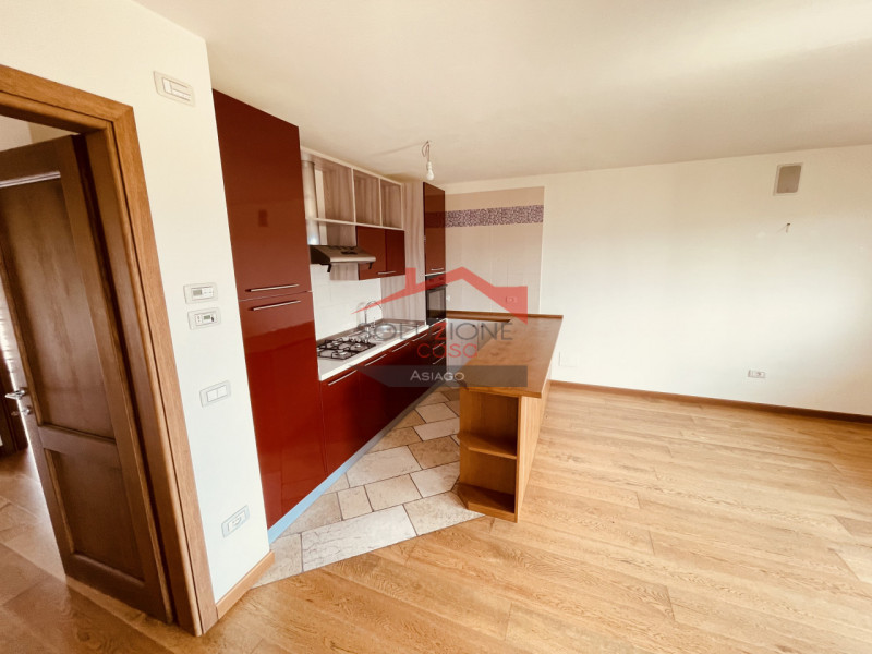 Immagine 5 di Appartamento in vendita  a Roana