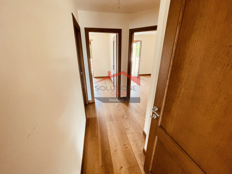 Immagine 6 di Appartamento in vendita  a Roana