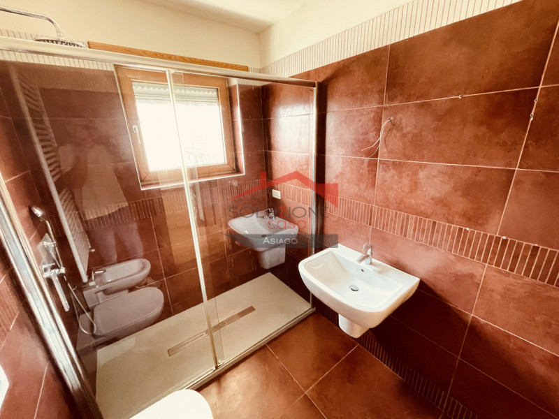 Immagine 8 di Appartamento in vendita  a Roana