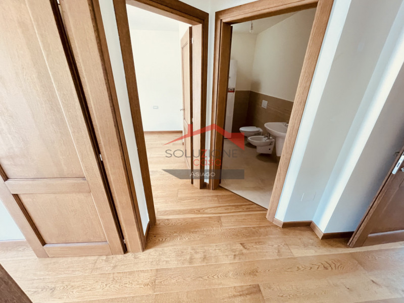 Immagine 9 di Appartamento in vendita  a Roana