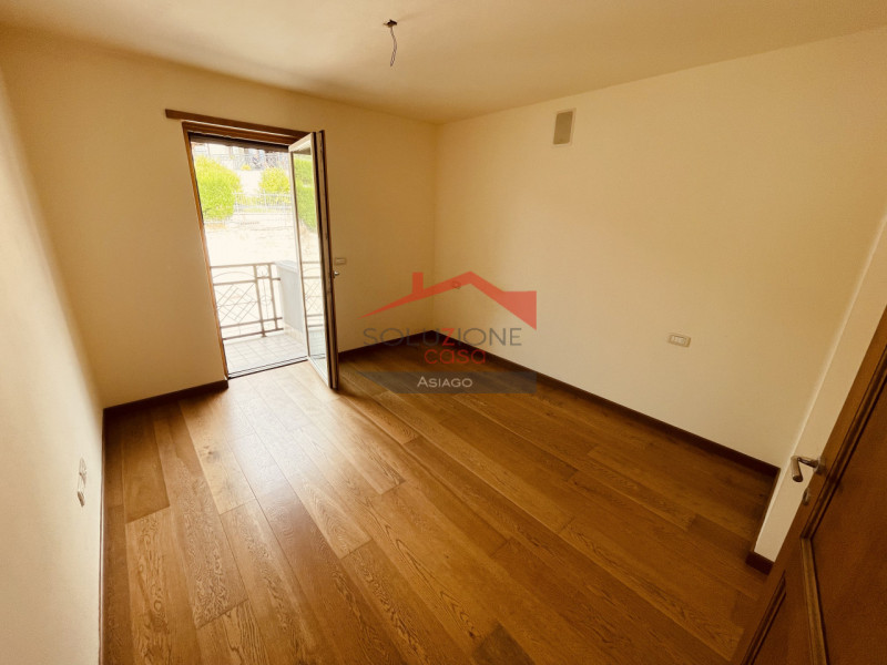 Immagine 14 di Appartamento in vendita  a Roana