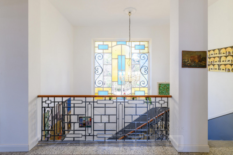 Immagine 20 di Villa in vendita  in Via Camillo Benso Conte di Cavour 40 a Castelletto Sopra Ticino