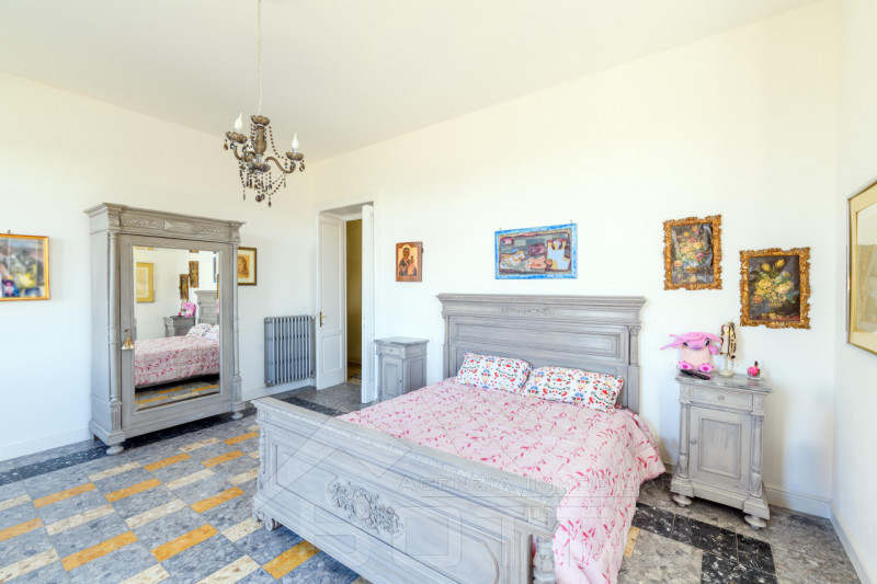 Immagine 28 di Villa in vendita  in Via Camillo Benso Conte di Cavour 40 a Castelletto Sopra Ticino