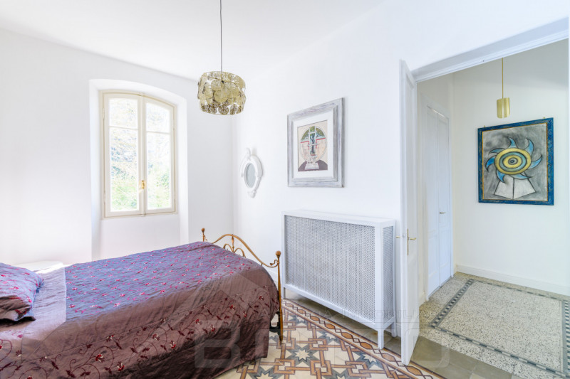 Immagine 31 di Villa in vendita  in Via Camillo Benso Conte di Cavour 40 a Castelletto Sopra Ticino