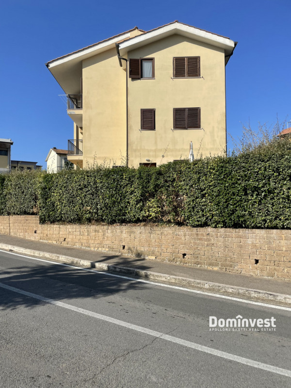 Immagine 1 di Appartamento in vendita  in Via Giacomo Leopardi a Capalbio