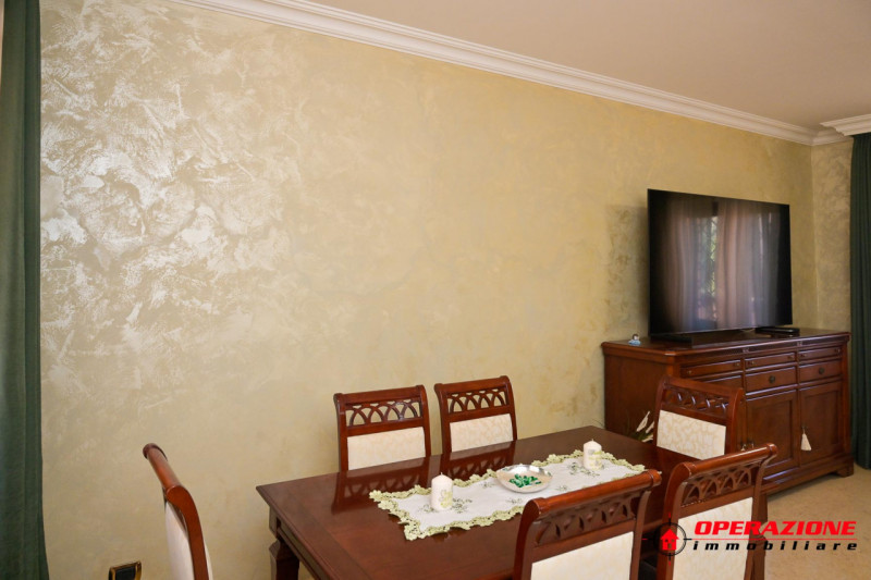 Immagine 16 di Villa in vendita  in via alfonso gallo a Roma