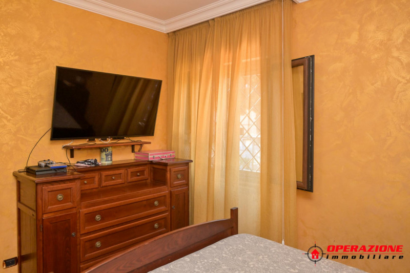 Immagine 24 di Villa in vendita  in via alfonso gallo a Roma