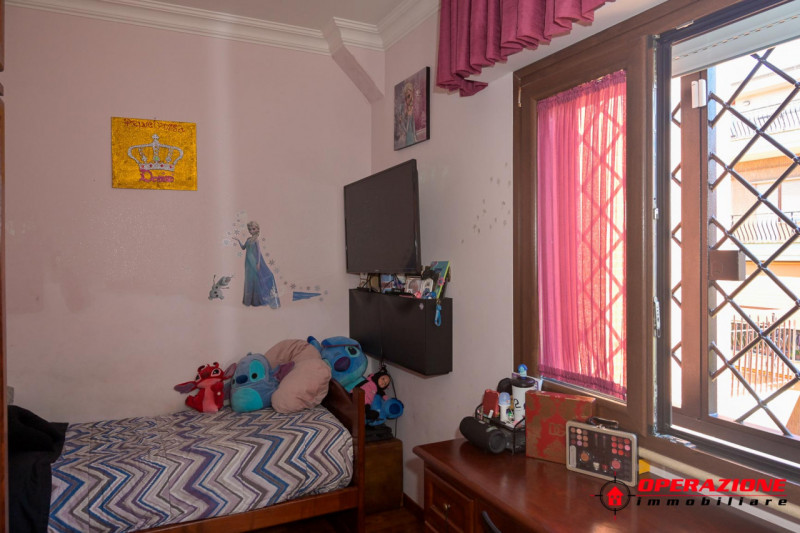 Immagine 28 di Villa in vendita  in via alfonso gallo a Roma