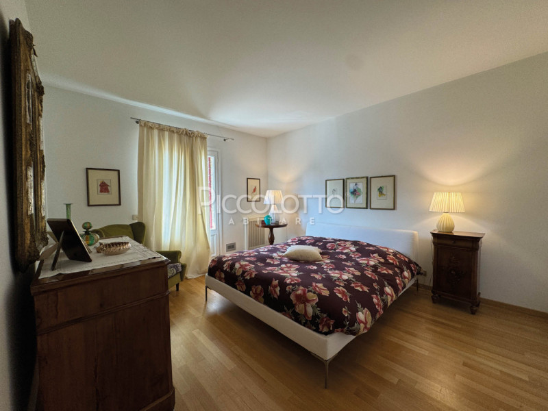 Immagine 10 di Villa in vendita  in via Meucci a Salzano