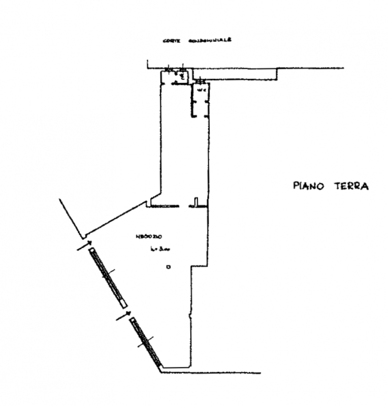 Immagine 3 di Negozio in affitto  in VIA FRANCESCHINI a Firenze