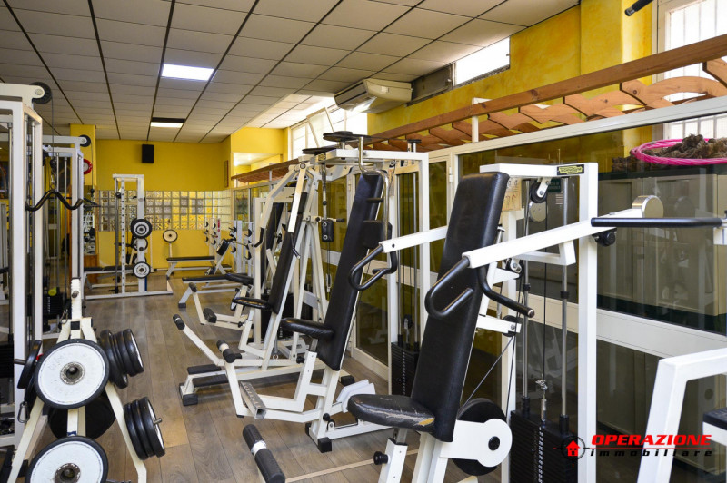 Immagine 5 di Attività commerciale in vendita  in via tommaso zigliara a Roma