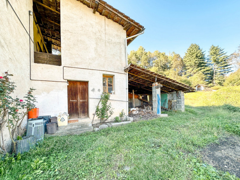 Immagine 6 di Villetta a schiera in vendita  in Frazione plello 107/b a Borgosesia