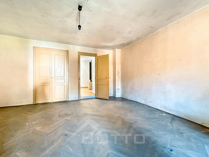 Immagine 14 di Villetta a schiera in vendita  in Frazione plello 107/b a Borgosesia