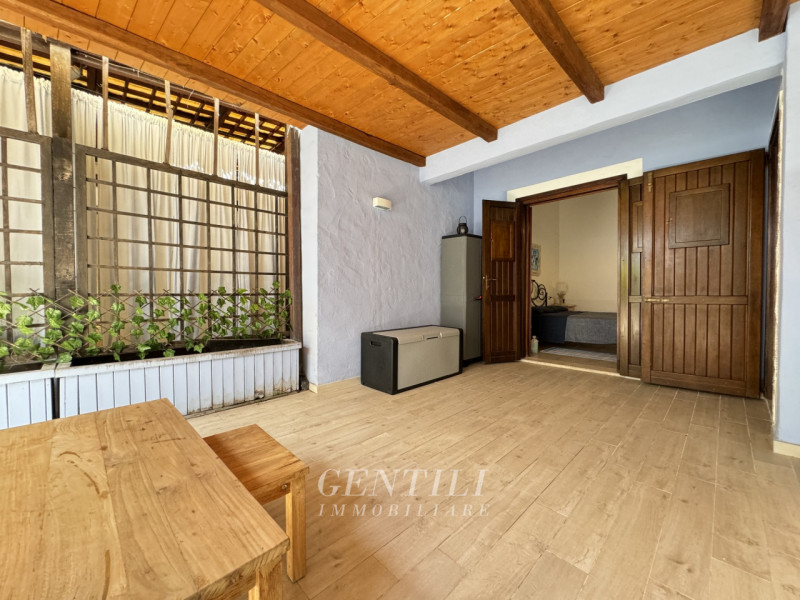 Immagine 23 di Villetta a schiera in vendita  a Arzachena