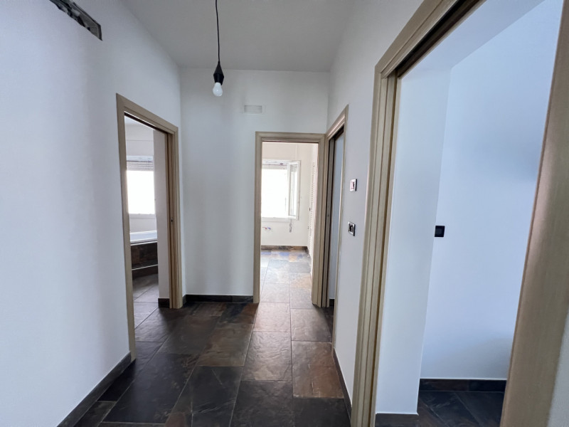 Immagine 15 di Appartamento in vendita  in Piazzale Italia a Chioggia