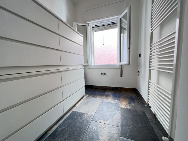 Immagine 19 di Appartamento in vendita  in Piazzale Italia a Chioggia