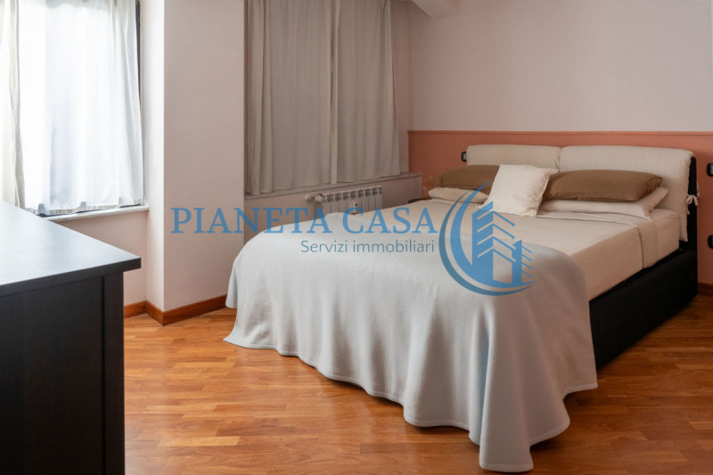 Immagine 8 di Appartamento in vendita  in via Mac Mahon 45 a Milano