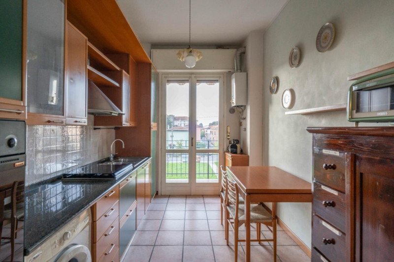 Immagine 3 di Appartamento in vendita  in Via Del Brasile 5 a Brescia